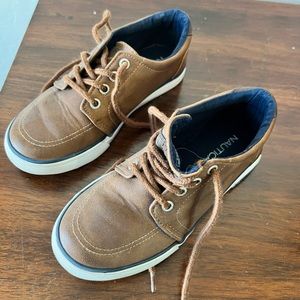 5/$25 Nautica Boys Brown sneakers